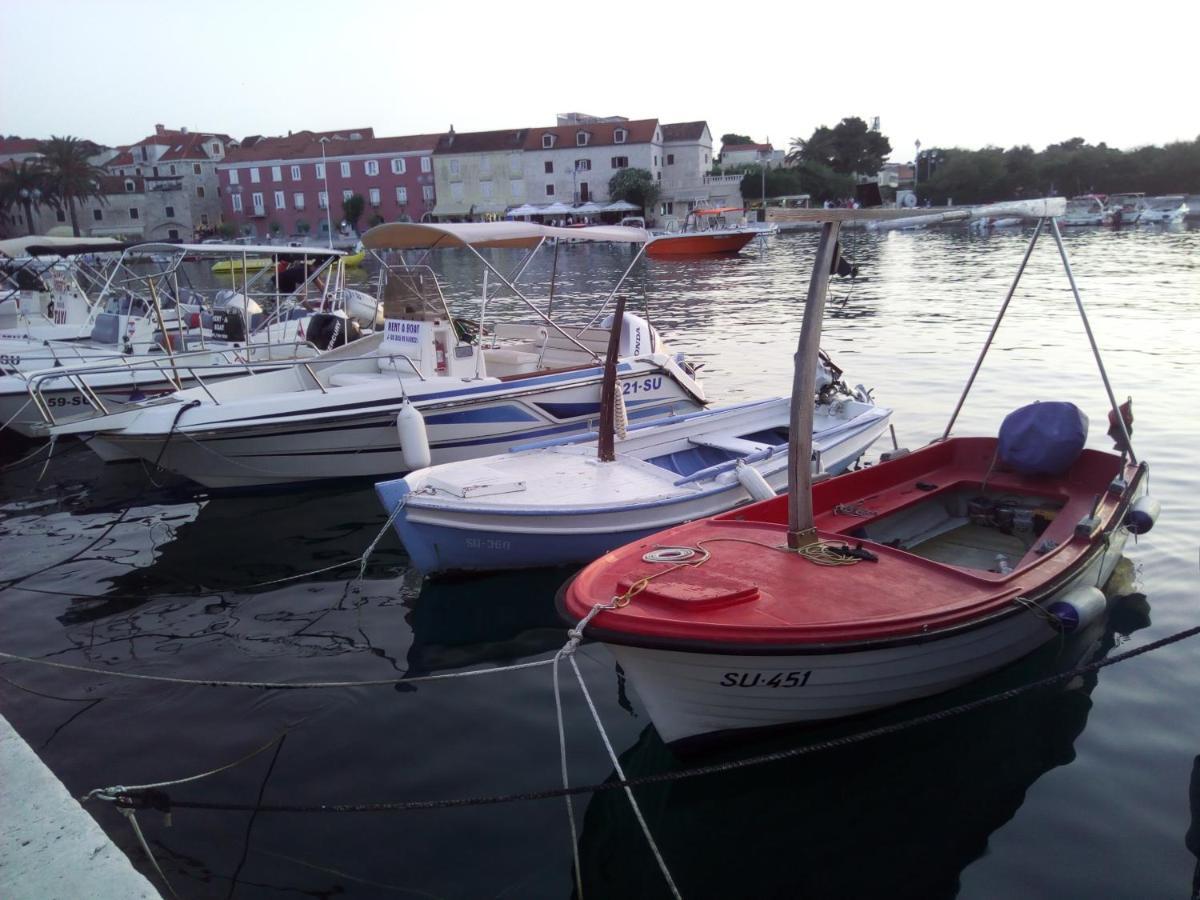 Apartments Serenity Supetar Eksteriør bilde